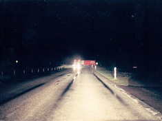 Fernlicht: Lkw-Auflieger gut erkennbar